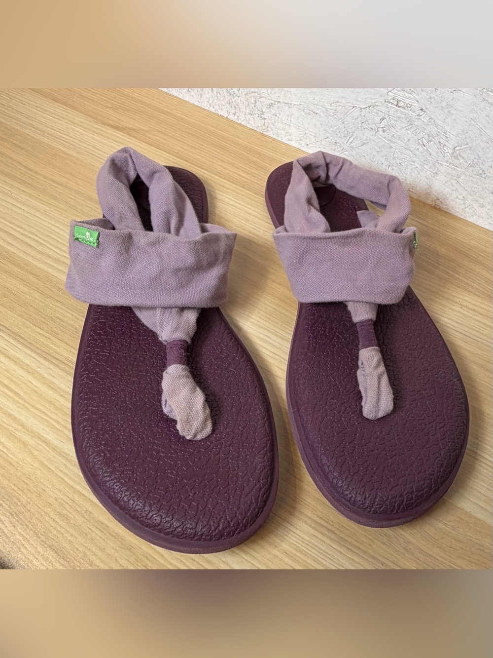 Sanuk Yoga Sling 2 Women's Two-Tone Plum Strap Sandals - Picture 1 of 6